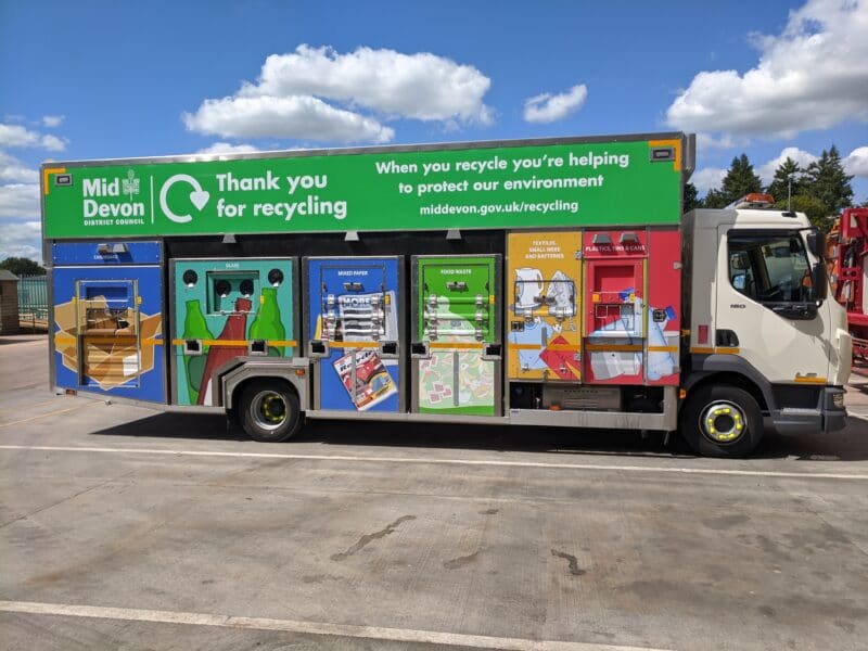 File:Recycling-Lorry-800x600.jpg